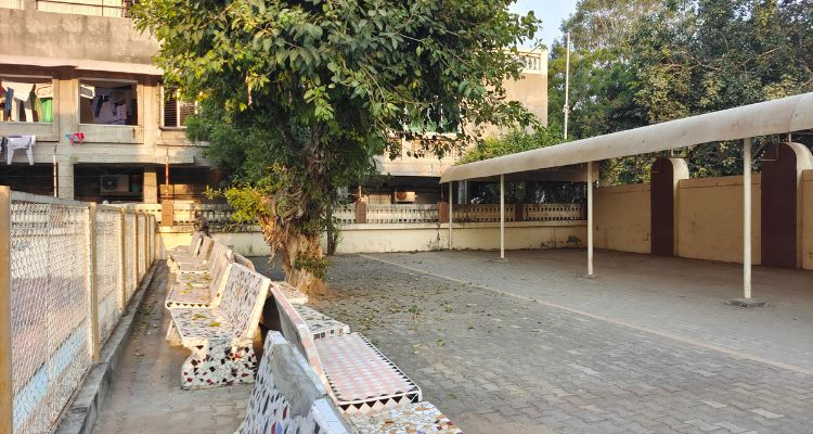 Vir Savarkar Vasna Municipal Swimming Pool