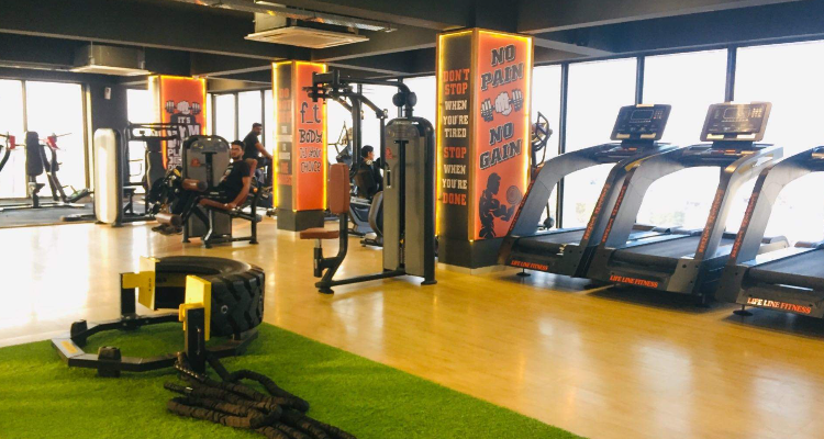 Lifeline Fitness Gym Ahmedabad ✅