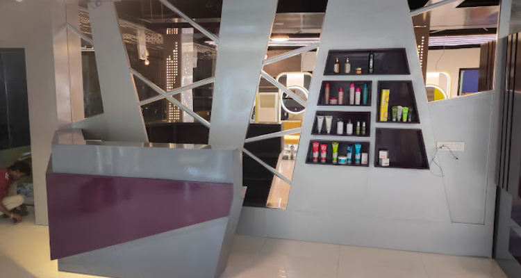 Cloud 9 Unisex Salon Rishikesh - Best Unisex Salon in Rishikesh