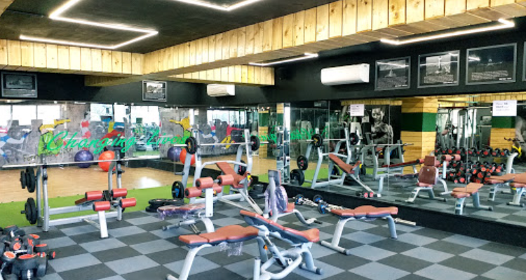 SFW The GYM