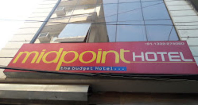 Midpoint Hotel