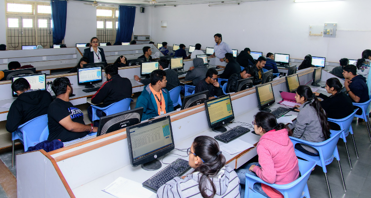 G H Gosrani Commerce and BBA College