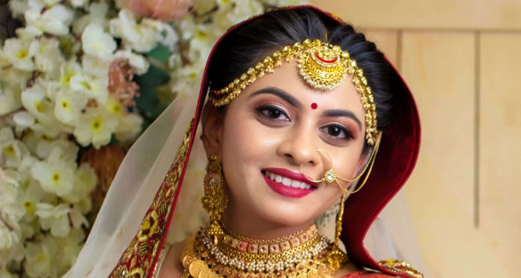 HAPPY GEMS & JEWELLERS GHOD DOD BRANCH