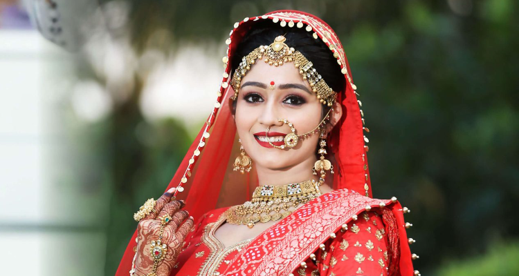 HAPPY GEMS & JEWELLERS GHOD DOD BRANCH