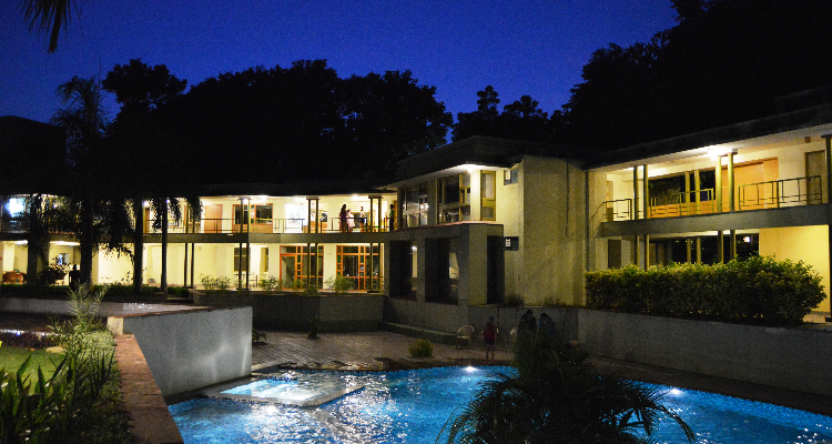 Aalloa Hills Resort