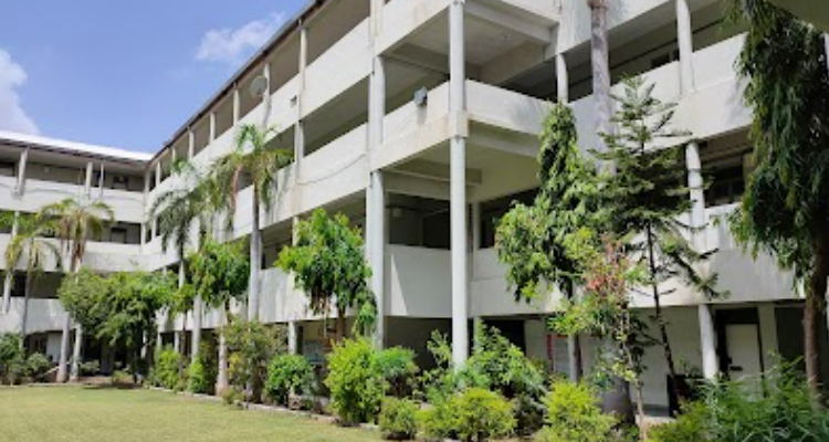 Ashvinbhai A Patel Commerce College ( AAPCC )