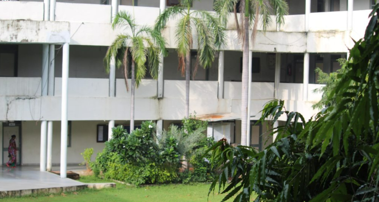Bholabhai Patel College of Computer Studies