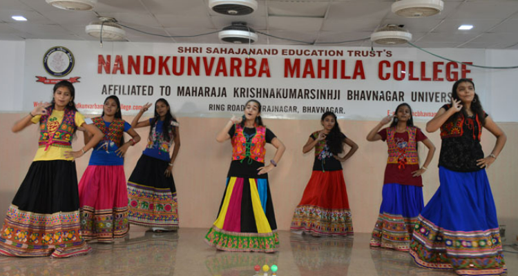Nandkunvarba Mahila College