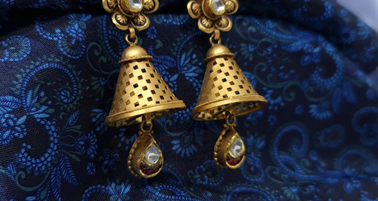 Lucky Jewellers