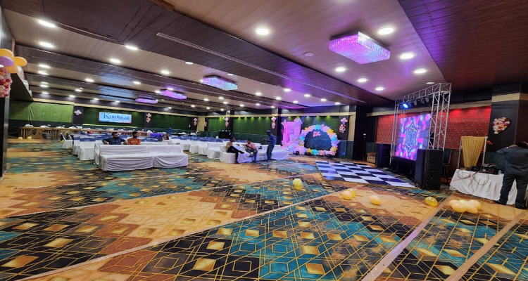 Hotel mandakini royale
