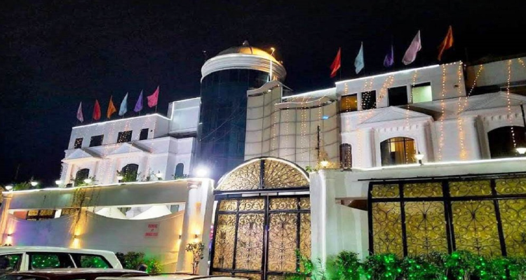 Hotel mandakini royale