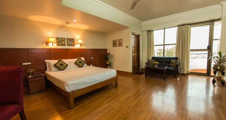 THE CLASSIC HOTEL