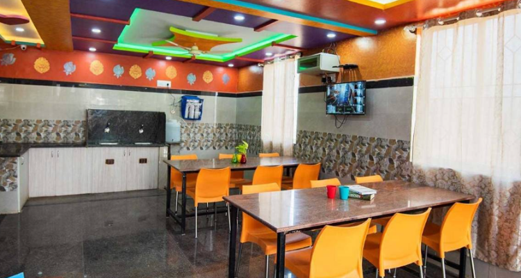 Zolo Zephyr Paying Guest/Hostels boys hostel