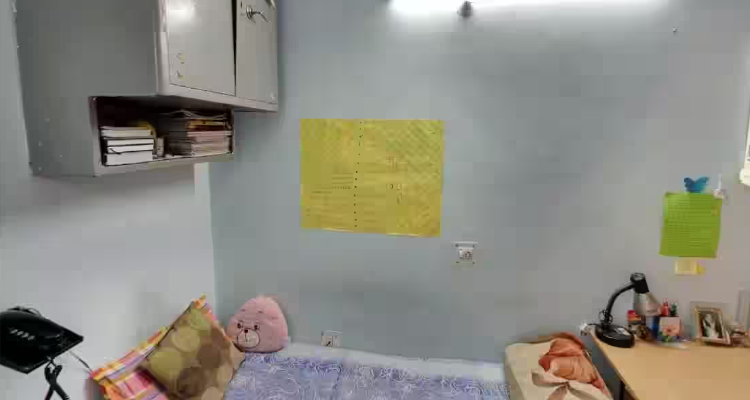 Shree Palace Girls Hostel