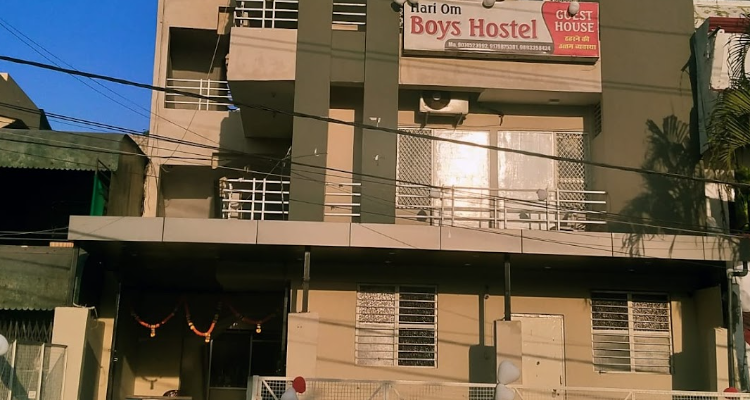 Hari Om Boys Hostel and Guest house