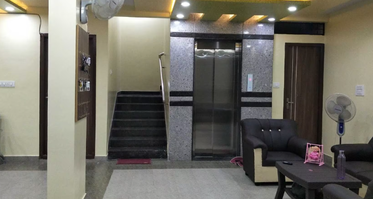 Ladies Pg New Deluxe girls hostel