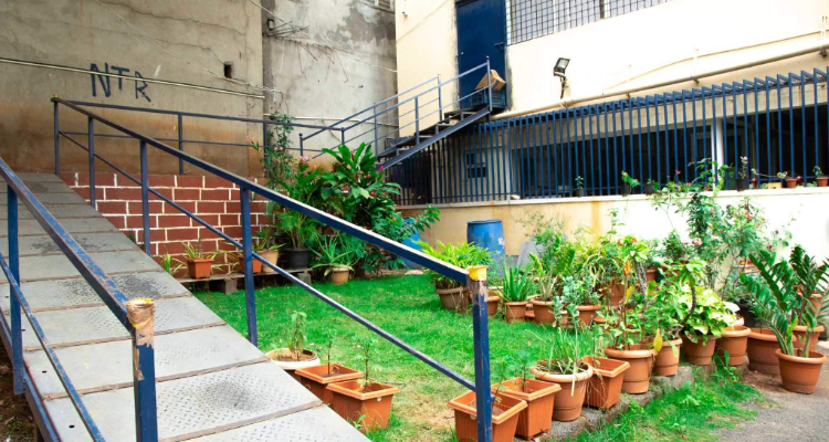 Symphony Hostels girls hostel