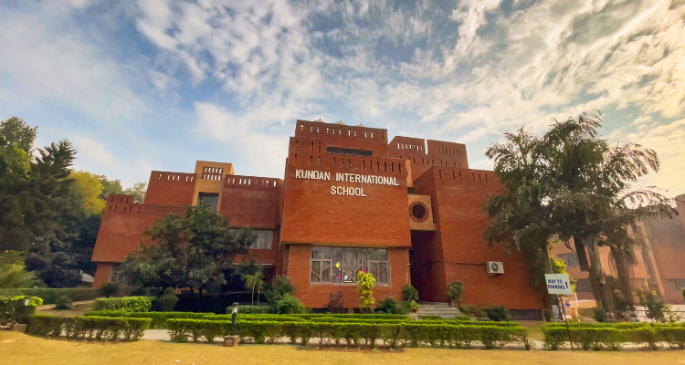 Kundan International School
