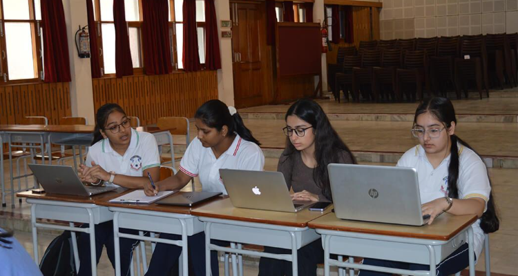 Saint Kabir Public School
