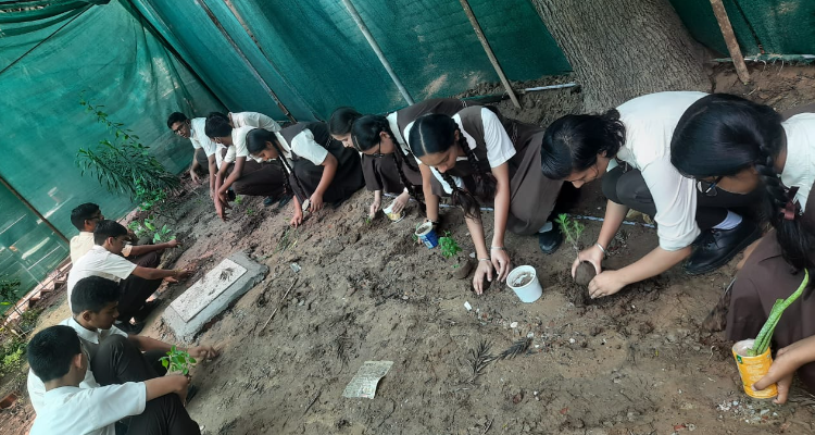 Shishu Niketan Public School