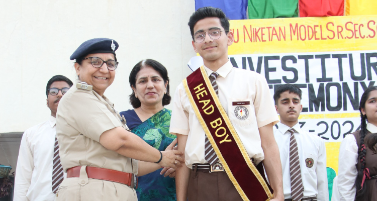 Shishu Niketan Public School