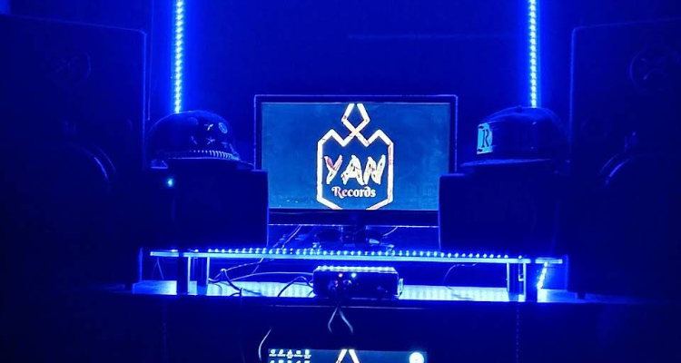Yan Records