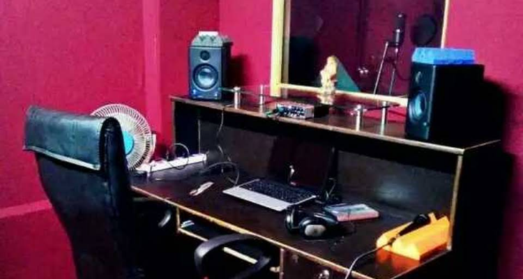 Yan Records