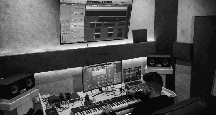 Roy Records Official