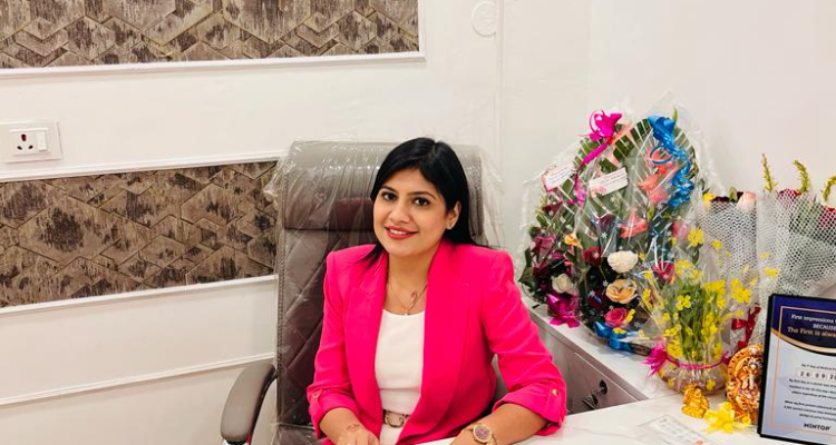 Dr Meenal Makkar Dhawan - Dermatologist in Mansarovar jaipur | Skin & Hair Specialist in Mansarover