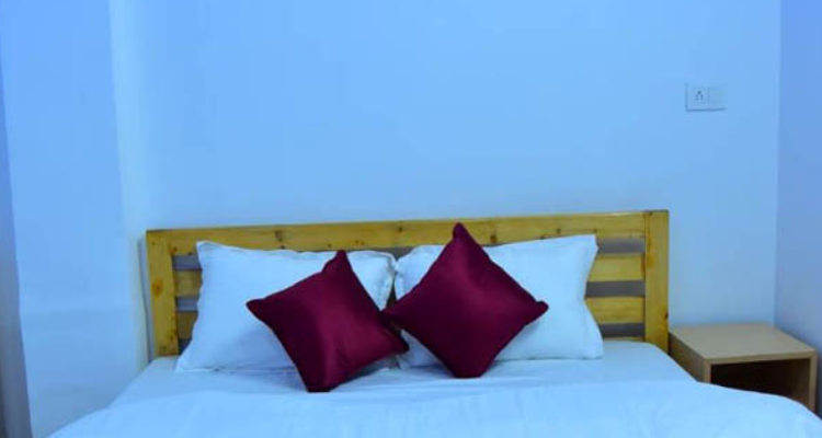 GAUR'S HOME STAY