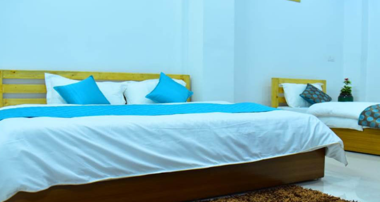 GAUR'S HOME STAY