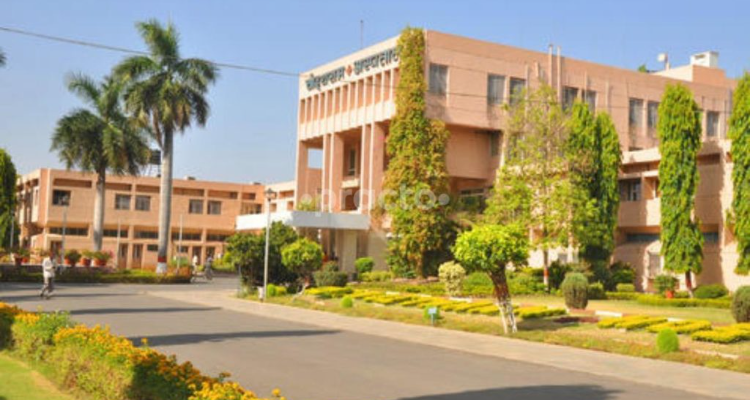 Choithram Hospital and Research Centre
