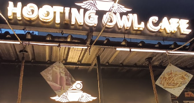 Hooting Owl Cafe