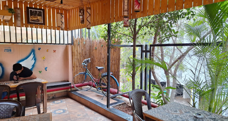 Ananyas Cafe