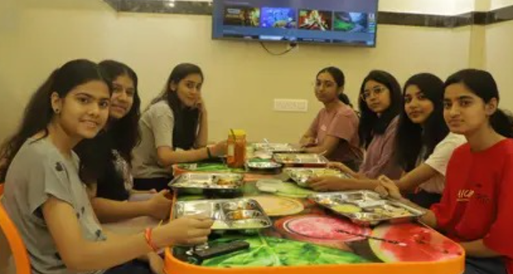 Grand Lily Girls Hostel