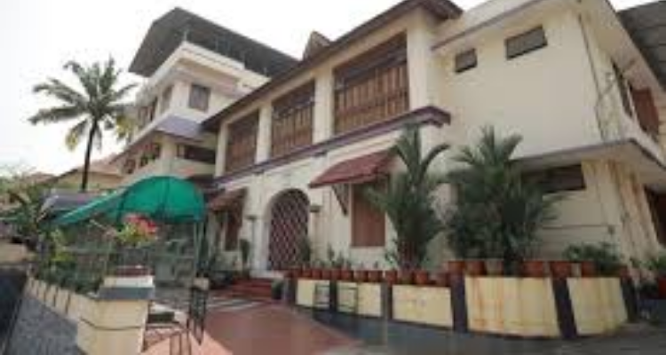 Nadan Hostel - Brilliant Pala
