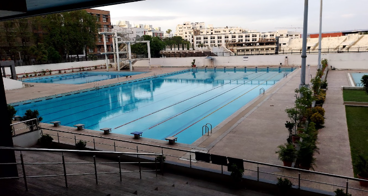 MGM Swimming pool