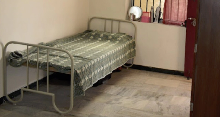 LARA Ladies Hostel - Nehru Nagar