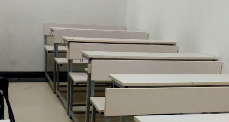 M.K.E.S College of Law