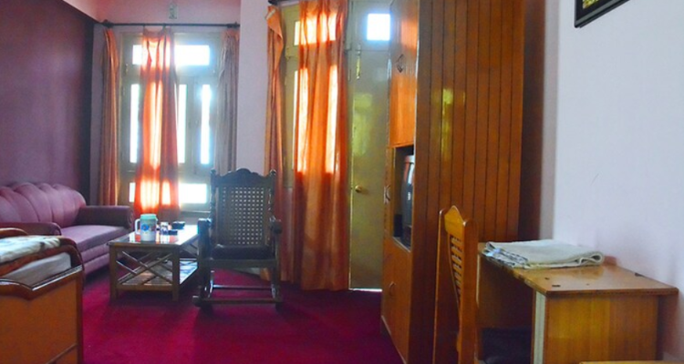 Hotel Punetha Inn