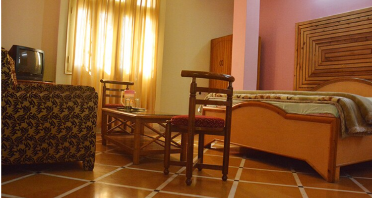 Hotel Punetha Inn