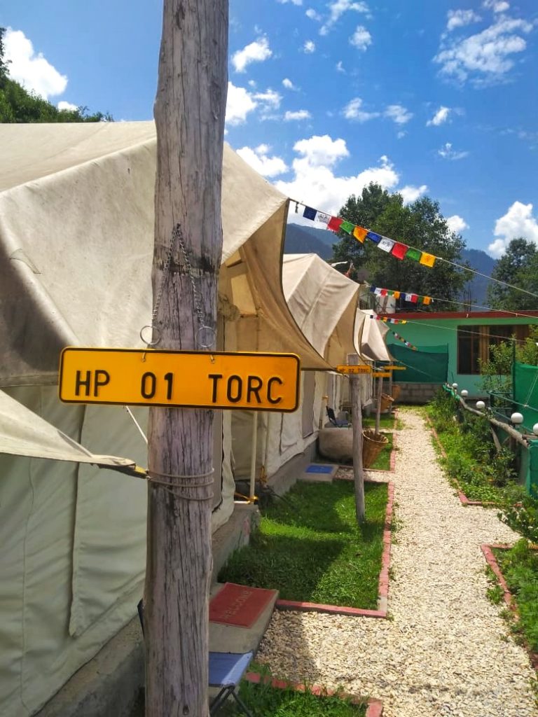 open road camp and cafe | luxury camp in kullu 