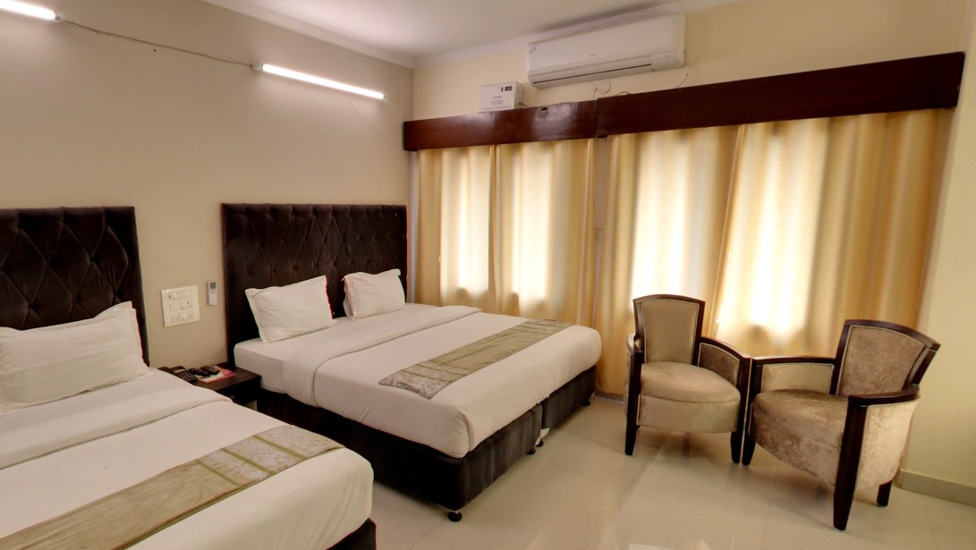 Hotel Mansarover International