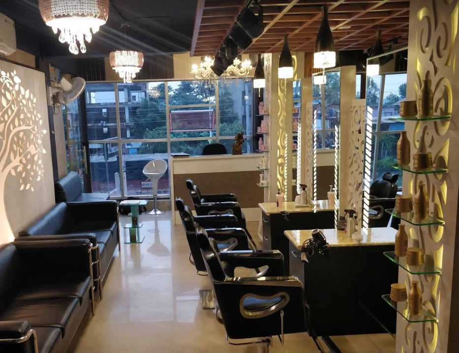 U2 Unisex Salon