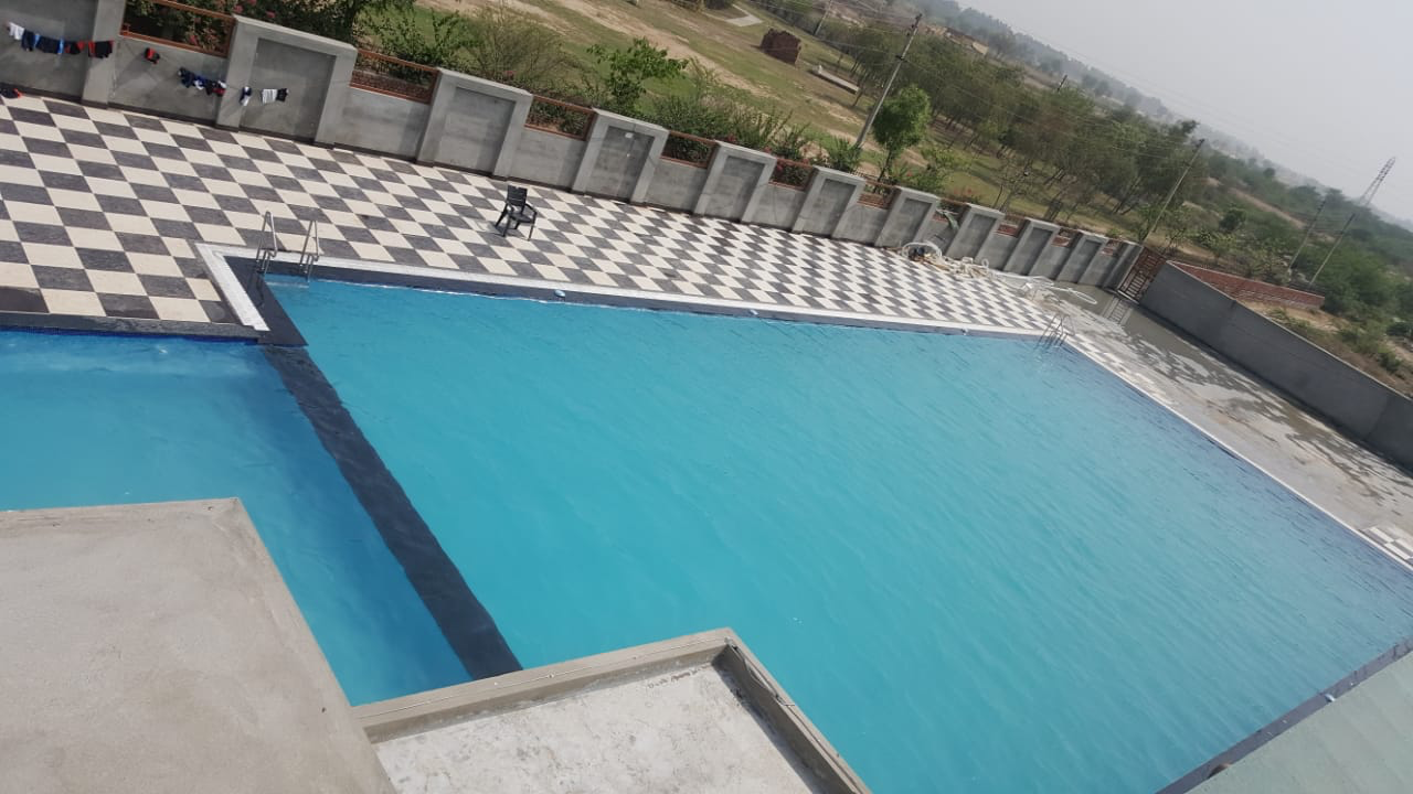 RS Hotel and Swimming Pool