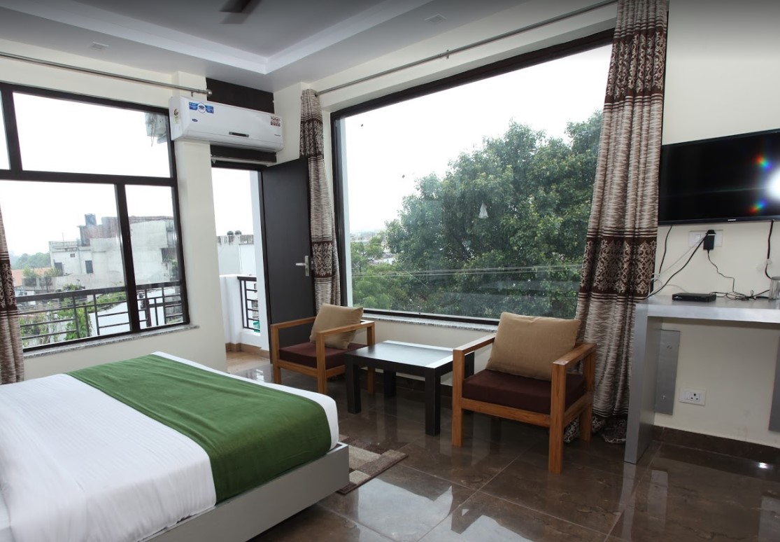 Hotel Trihari Rishikesh