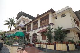 Nadan Hostel - Brilliant Pala