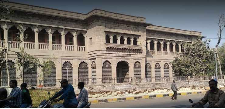 Sheth J. P. Ayurved College