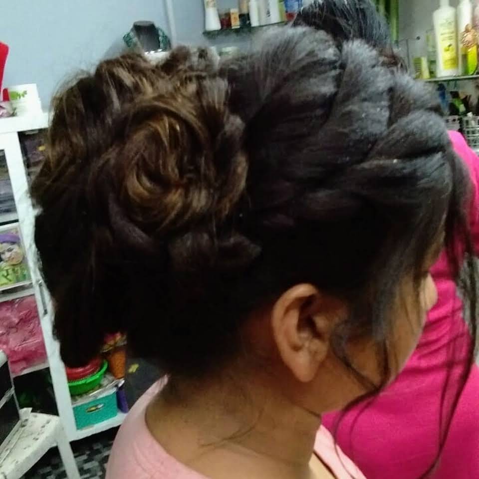 Roop vatika beauty salon - Kotdwara