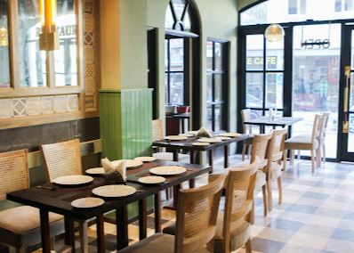 Cafe Vagabond